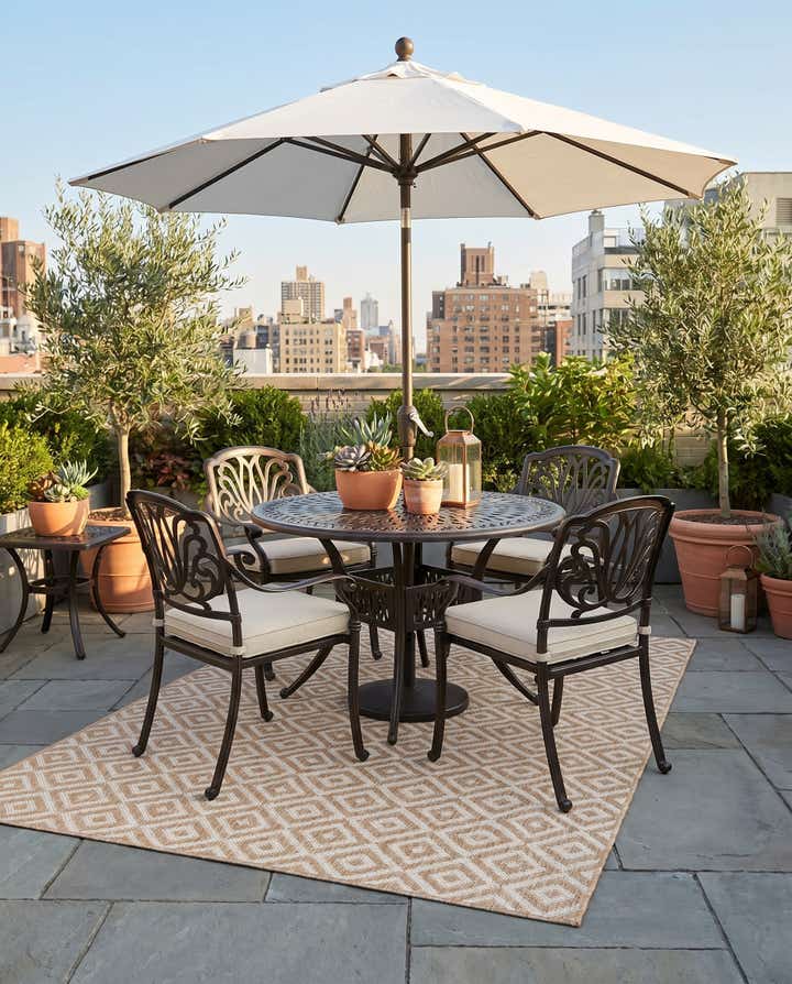 4' x 6' Easy-Clean Jill Zarin Costa Rica Indoor / Outdoor Rug