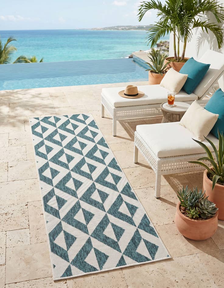 Detail image of 2' x 6' Easy-Clean Jill Zarin Napa Indoor / Outdoor Runner Rug