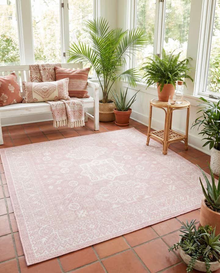5' 3 x 5' 3 Easy-Clean Aztec Indoor / Outdoor Square Rug