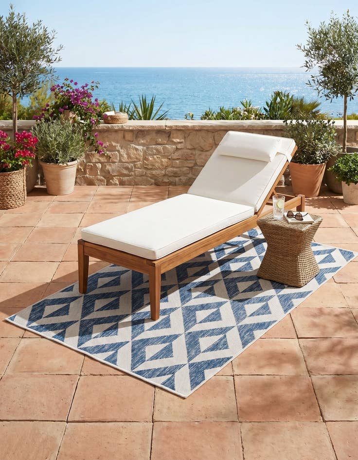 Detail image of 3' x 5' 3 Easy-Clean Jill Zarin Napa Indoor / Outdoor Rug