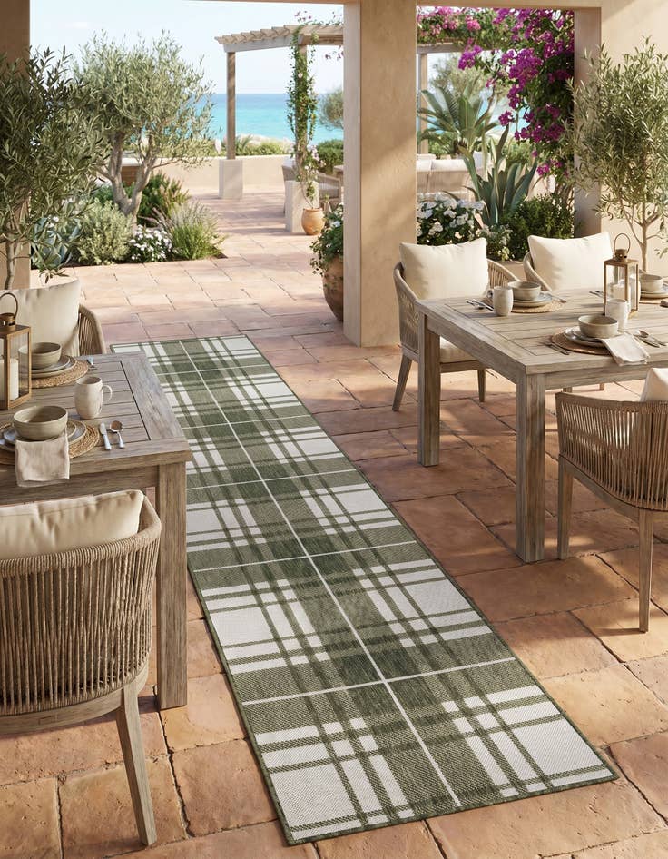 Detail image of 2' 7 x 12' Easy-Clean Checkered Indoor / Outdoor Runner Rug