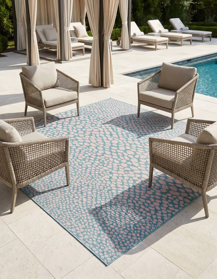 Detail image of 7' 10 x 7' 10 Easy-Clean Jill Zarin Cape Town Indoor / Outdoor Square Rug