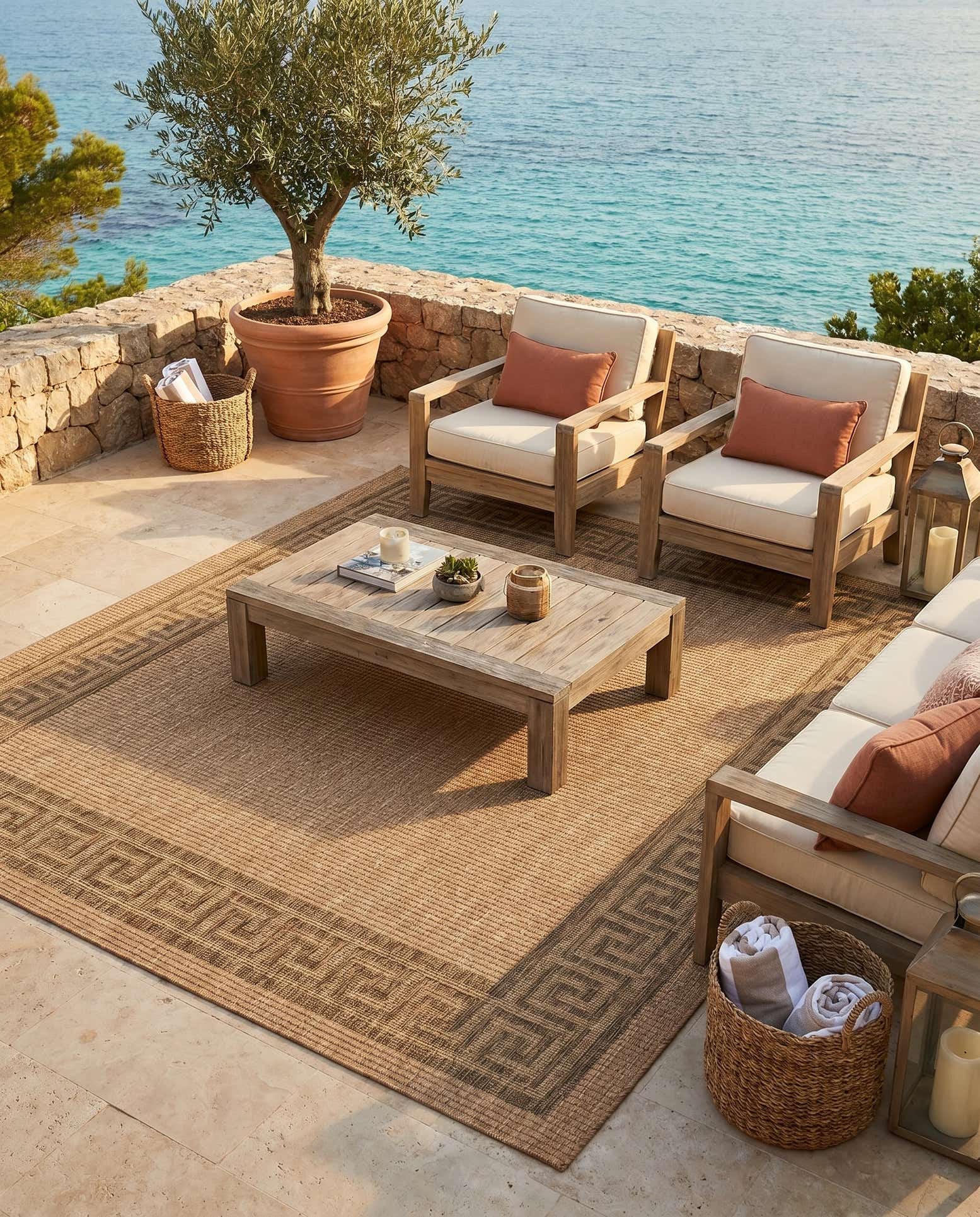 5' 3 x 8' Easy-Clean Border Indoor / Outdoor Rug