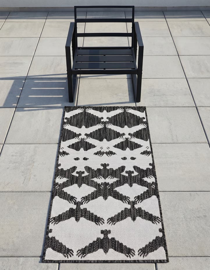 2' x 4' Easy-Clean Modern Indoor / Outdoor...