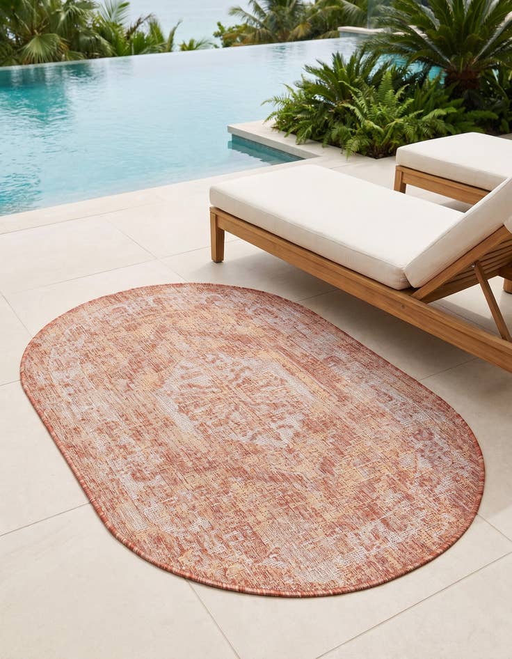 Detail image of 3' x 5' 3 Easy-Clean Traditional Indoor / Outdoor Oval Rug