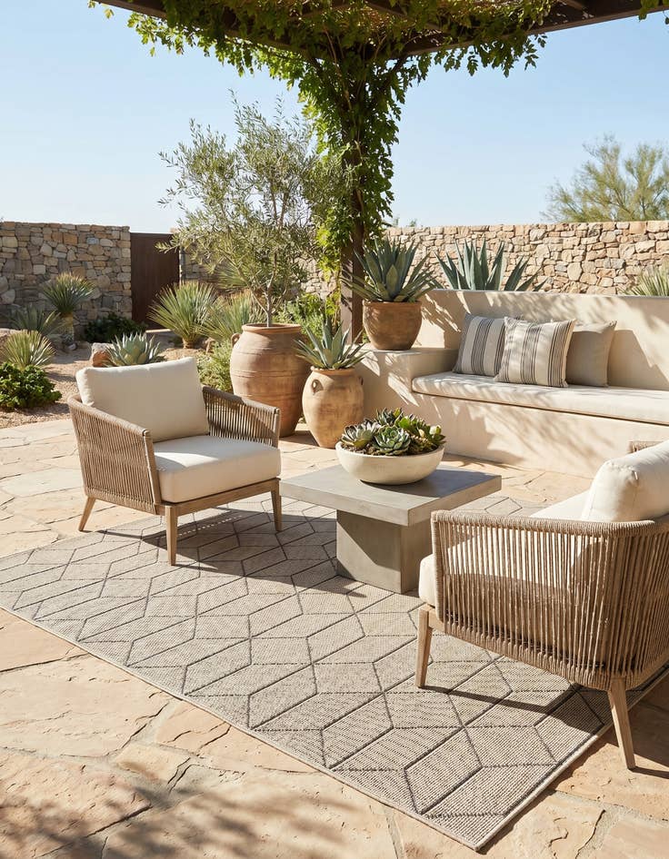 Detail image of 7' 10 x 7' 10 Easy-Clean Trellis Indoor / Outdoor Square Rug