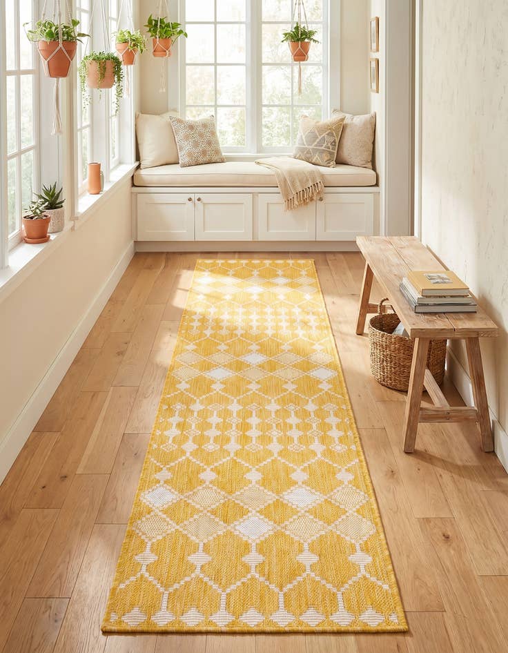 Detail image of 2' x 8' Easy-Clean Trellis Indoor / Outdoor Runner Rug