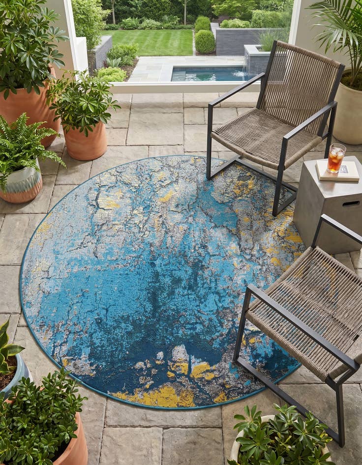 Detail image of 5' x 5' Easy-Clean Modern Indoor / Outdoor Round Rug