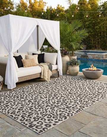 10' x 14' Easy-Clean Safari Indoor / Outdoor Rug