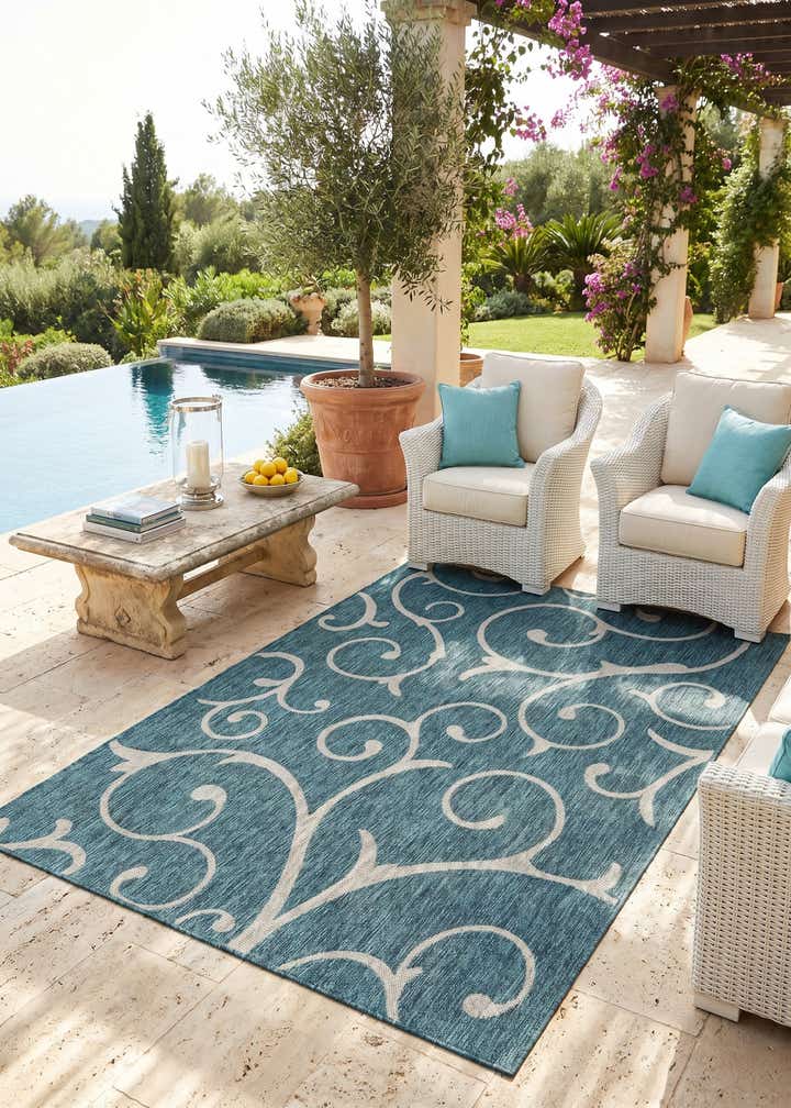 5' 3 x 8' Easy-Clean Botanical Indoor / Outdoor Rug