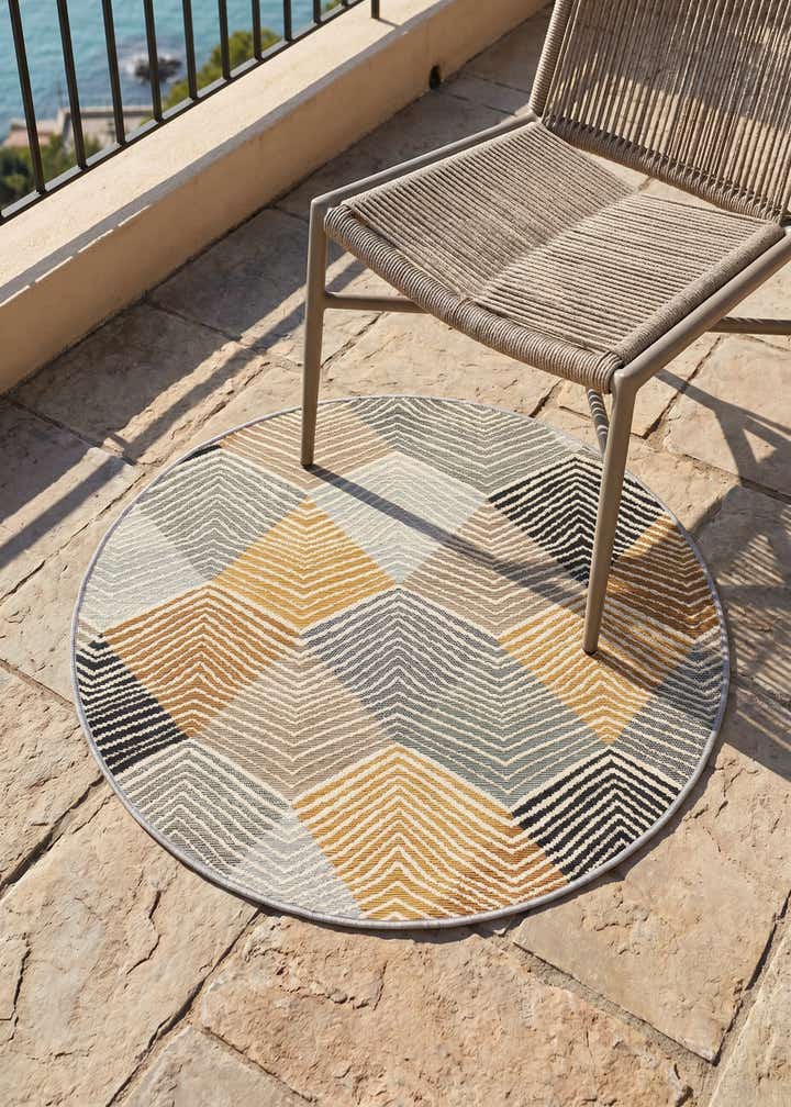3' x 3' Easy-Clean Modern Indoor / Outdoor Round Rug