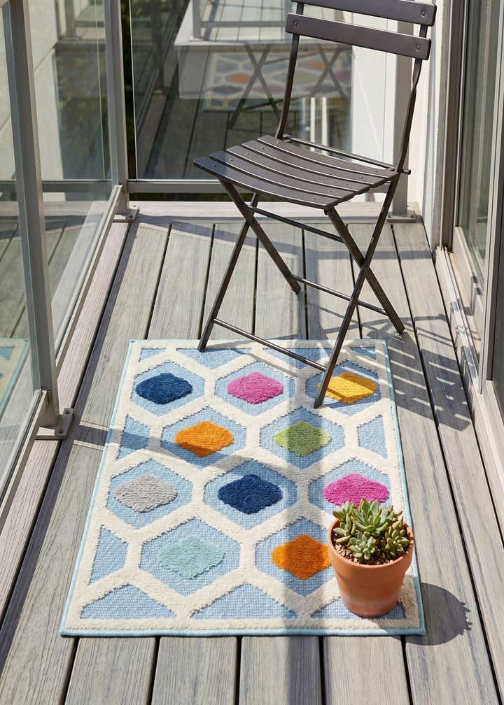 2' x 3' Easy-Clean Aruba Indoor / Outdoor Rug