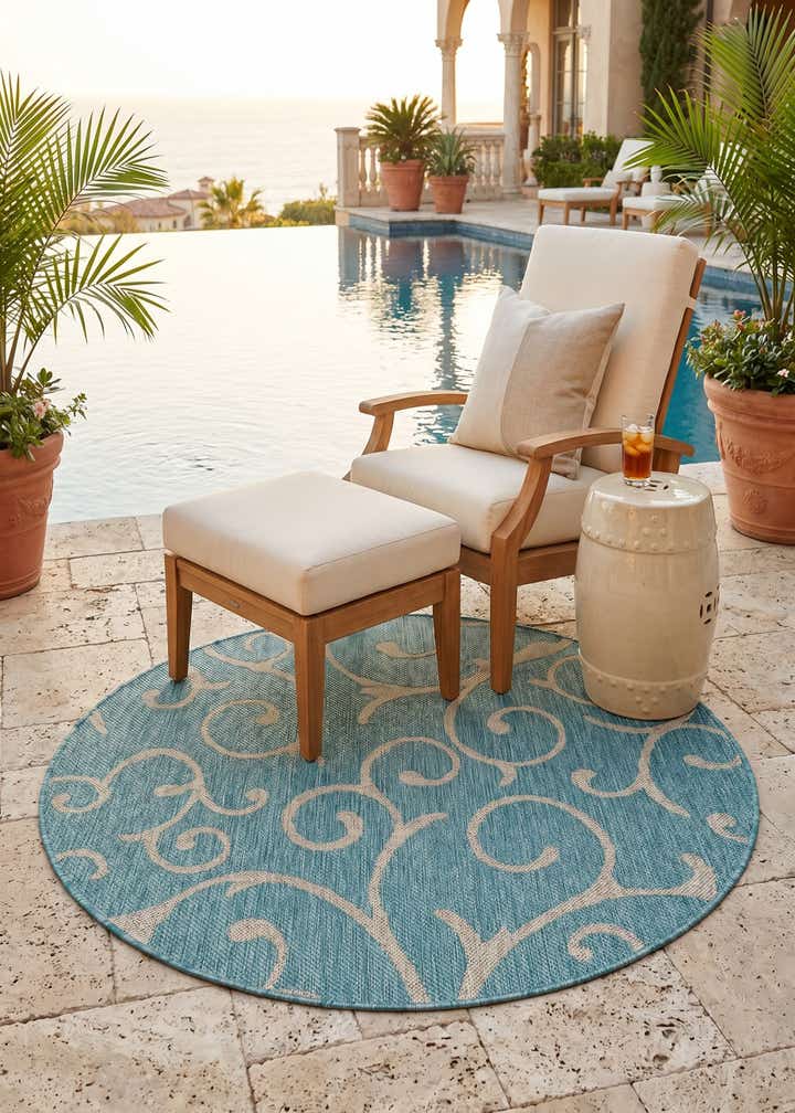 4' x 4' Easy-Clean Botanical Indoor / Outdoor Round Rug