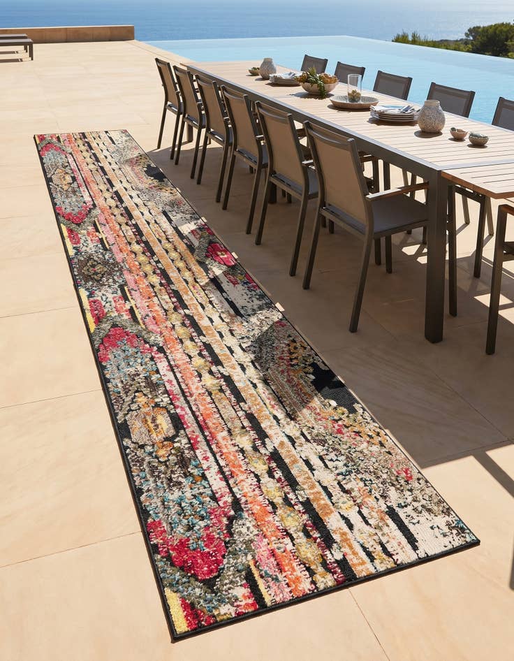 Detail image of 2' 7 x 12' Easy-Clean Casablanca Indoor / Outdoor Runner Rug