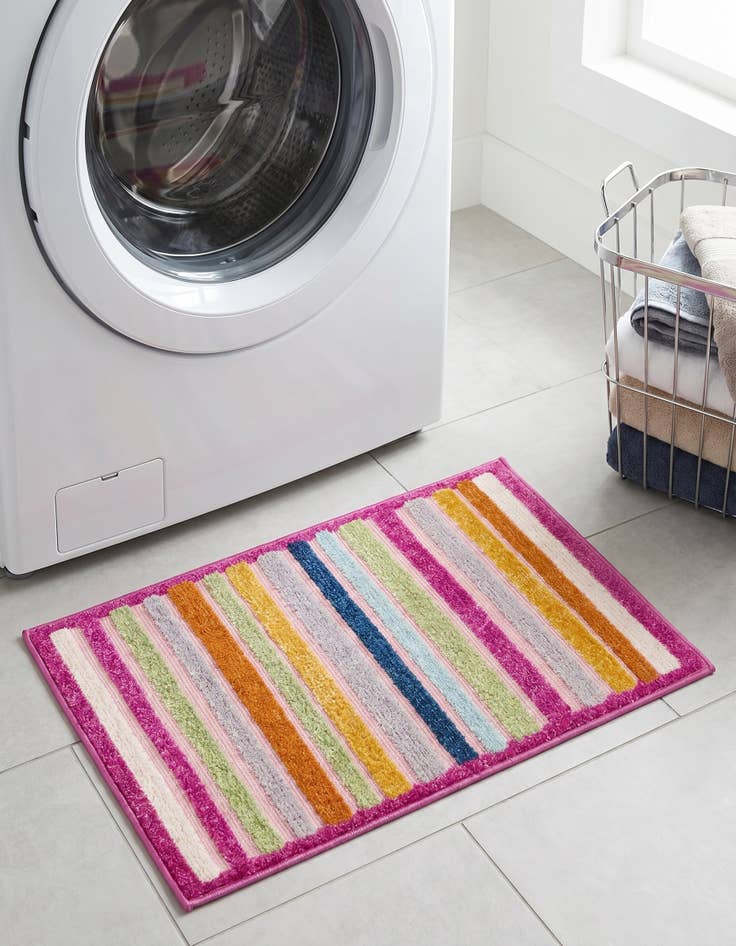 Detail image of 2' x 3' Easy-Clean Aruba Indoor / Outdoor Rug