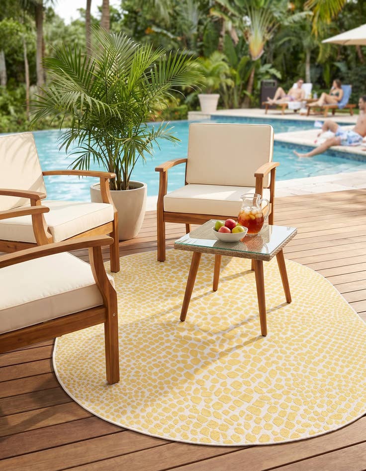 Detail image of 5' 3 x 8' Easy-Clean Jill Zarin Cape Town Indoor / Outdoor Oval Rug