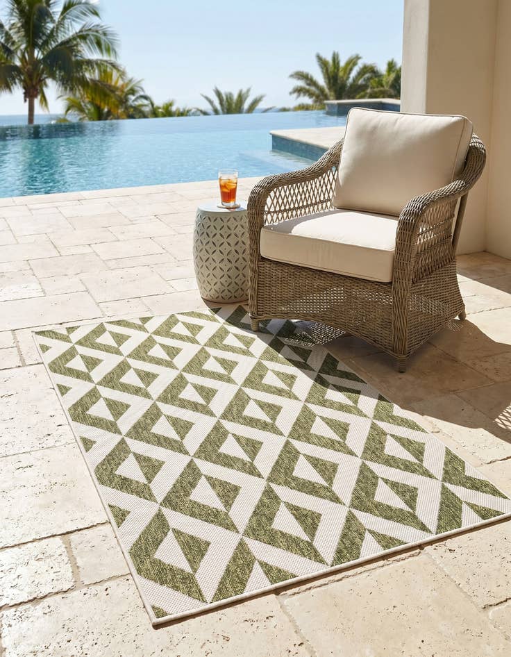 Detail image of 3' x 5' 3 Easy-Clean Jill Zarin Napa Indoor / Outdoor Rug
