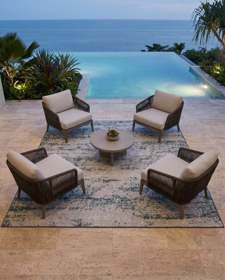 8' x 8' Easy-Clean Modern Indoor / Outdoor Square Rug