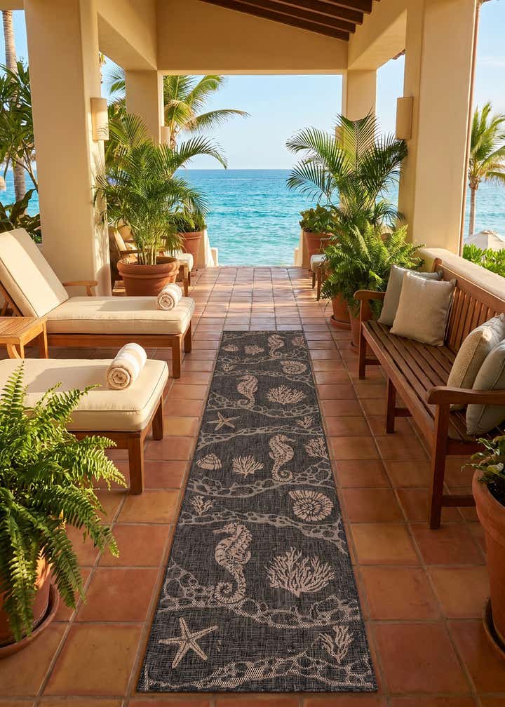 2' 7 x 12' Easy-Clean Coastal Indoor / Outdoor Runner Rug