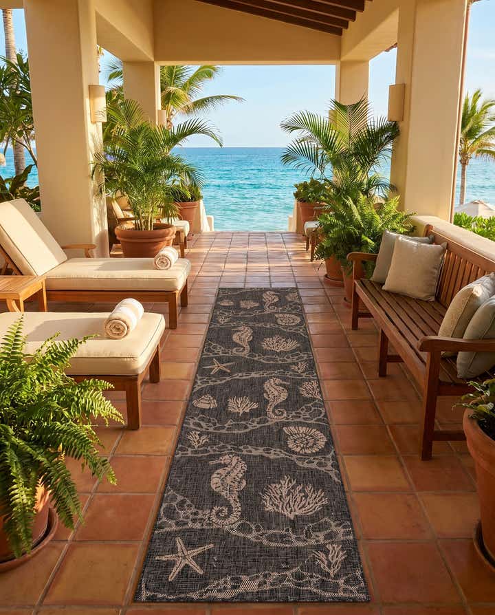 2' 7 x 12' Easy-Clean Coastal Indoor / Outdoor Runner Rug