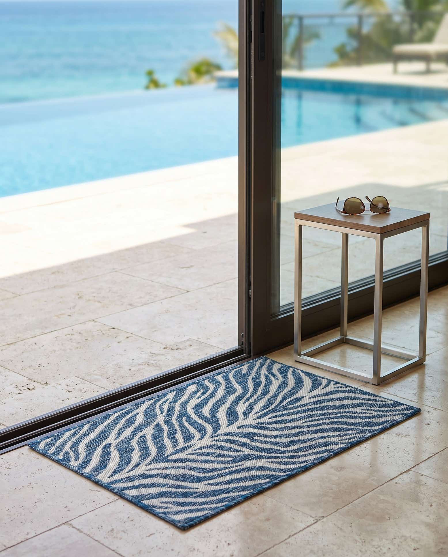 2' x 3' Easy-Clean Safari Indoor / Outdoor Rug