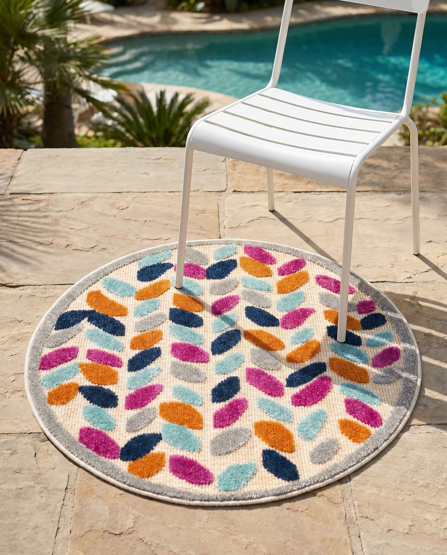 3' 3 x 3' 3 Easy-Clean Aruba Indoor / Outdoor Round Rug