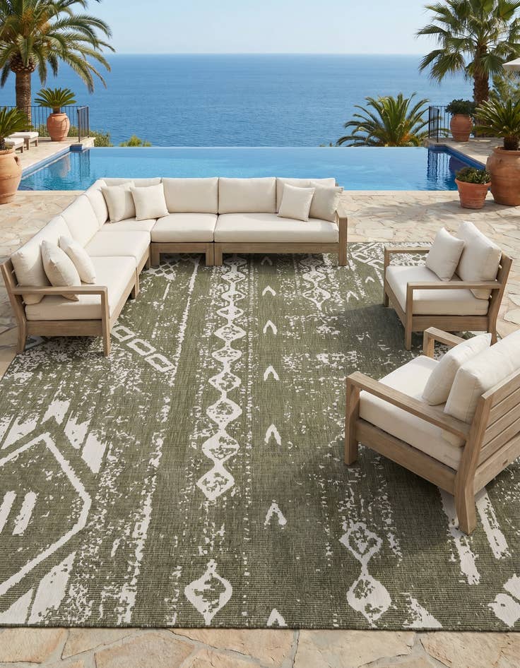 Detail image of 13' x 13' Easy-Clean Bohemian Indoor / Outdoor Square Rug