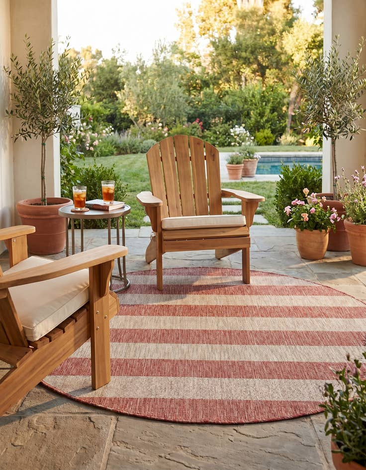 Detail image of 5' 3 x 5' 3 Easy-Clean Ribbon Indoor / Outdoor Round Rug