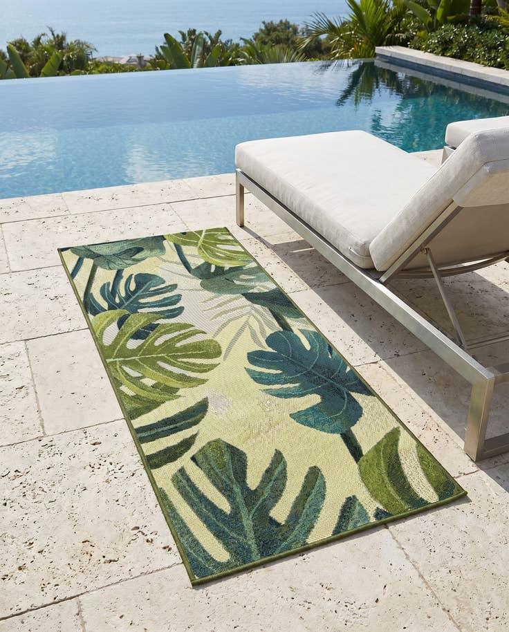 Detail image of 2' x 4' Easy-Clean Botanical Indoor / Outdoor Runner Rug