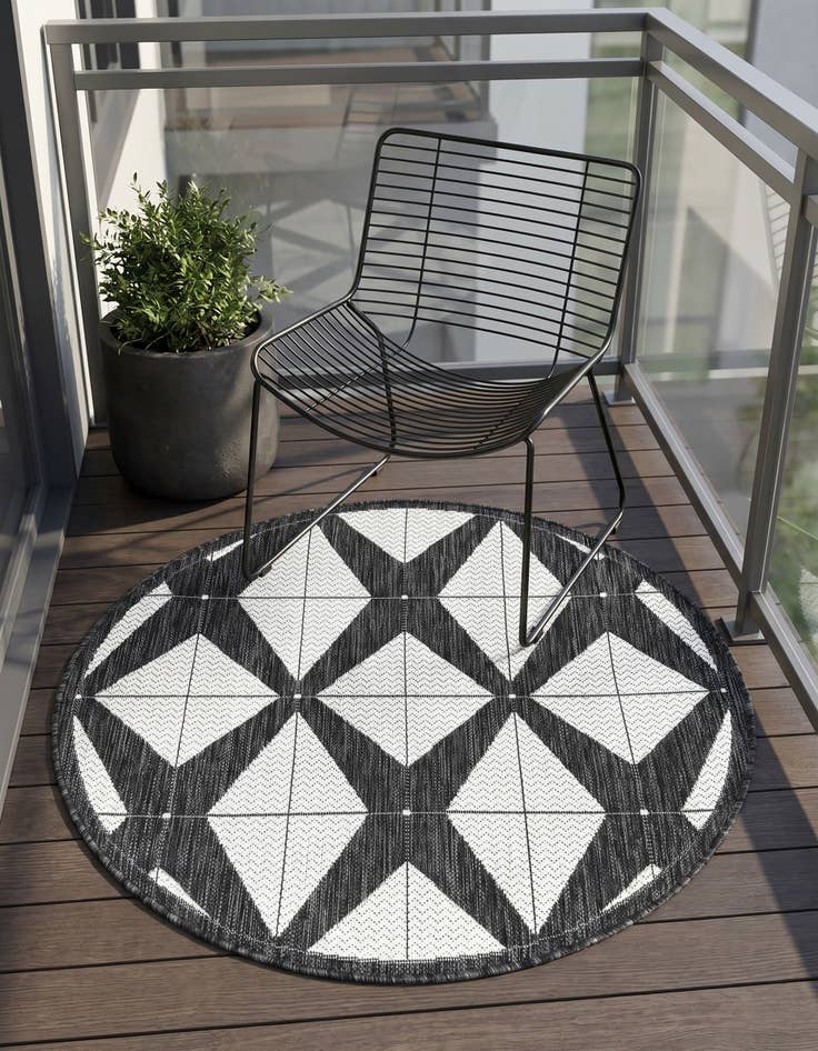 Detail image of 3' x 3' Easy-Clean Modern Indoor / Outdoor Round Rug