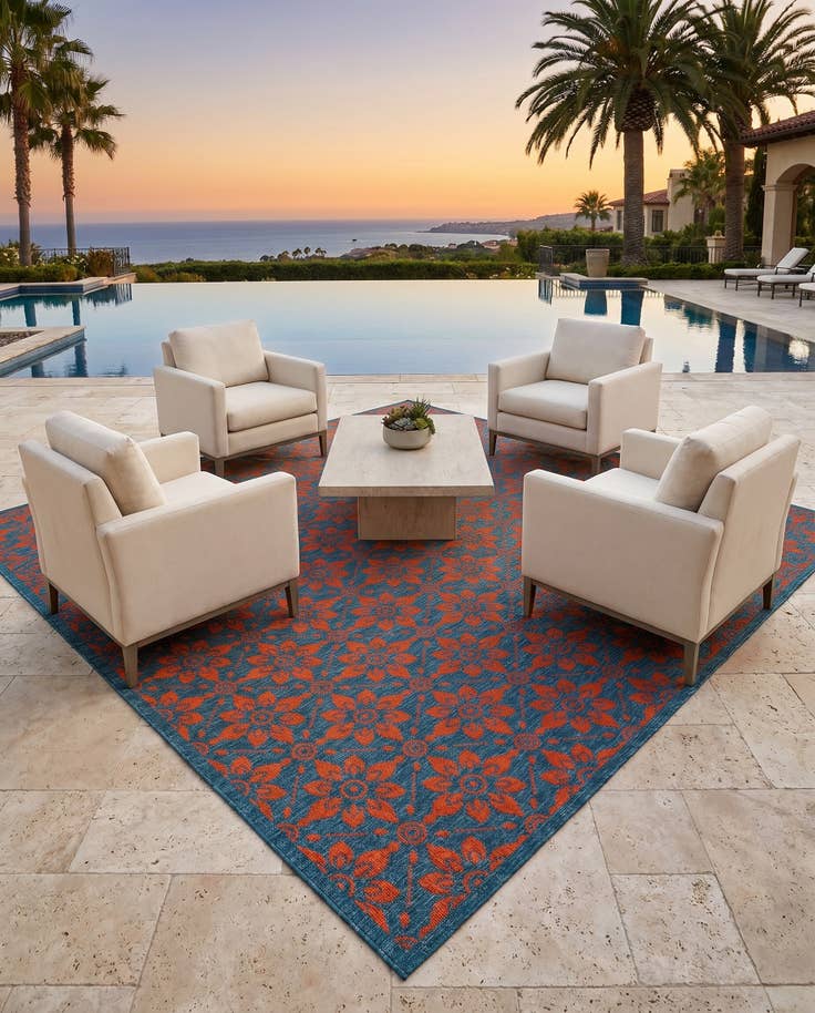 Detail image of 7' 10 x 7' 10 Easy-Clean Lattice Indoor / Outdoor Square Rug