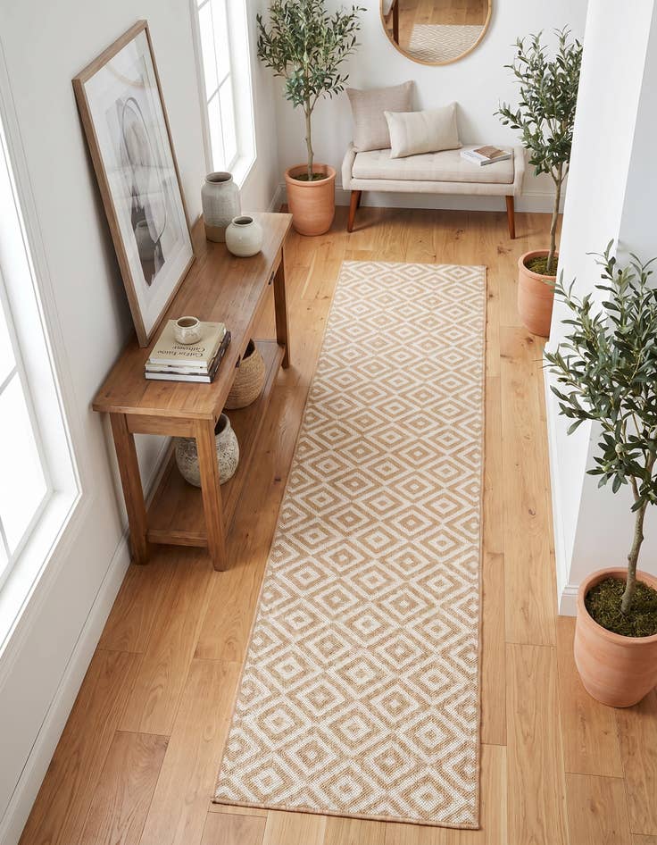 Detail image of 2' x 8' Easy-Clean Jill Zarin Costa Rica Indoor / Outdoor Runner Rug
