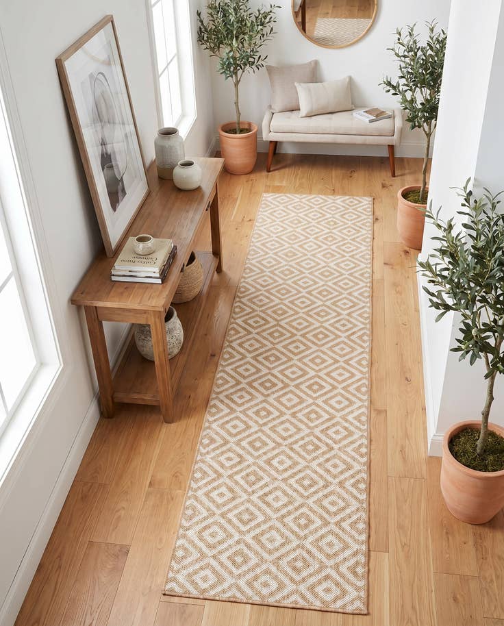 Detail image of 2' x 8' Easy-Clean Jill Zarin Costa Rica Indoor / Outdoor Runner Rug