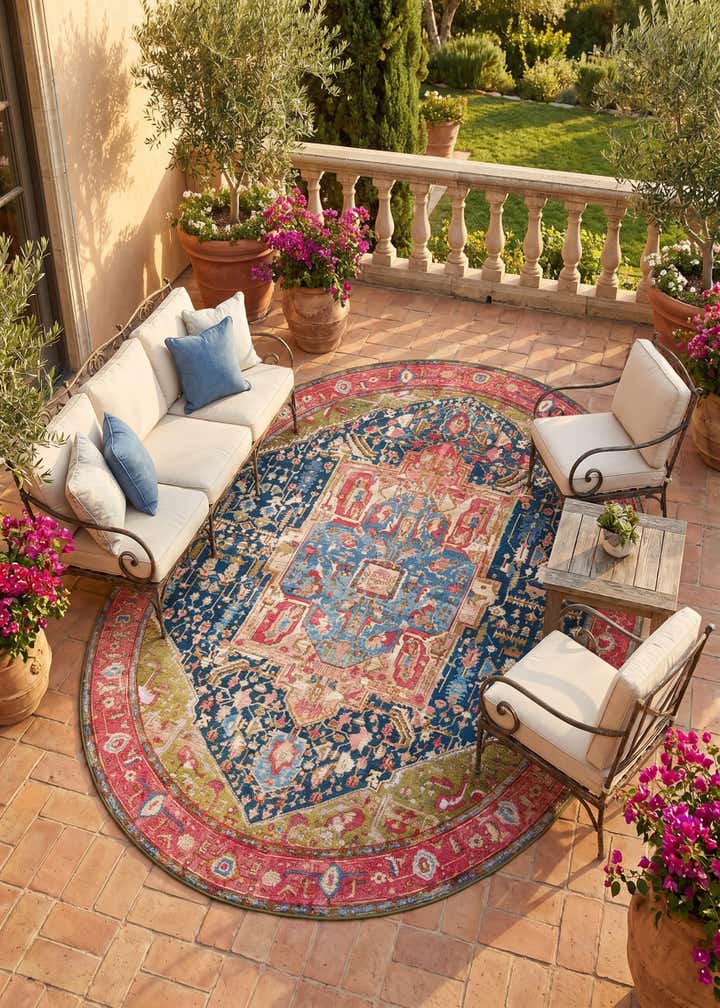 7' 10 x 10' Easy-Clean Traditional Indoor / Outdoor Oval Rug