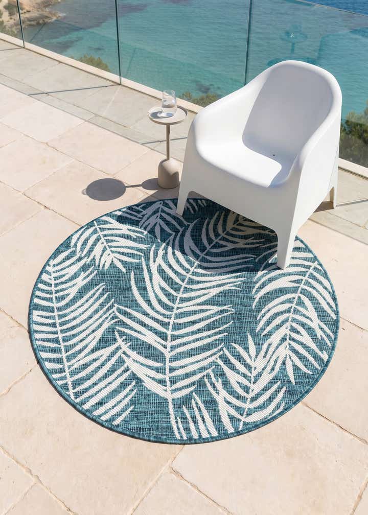 4' x 4' Easy-Clean Botanical Indoor / Outdoor Round Rug