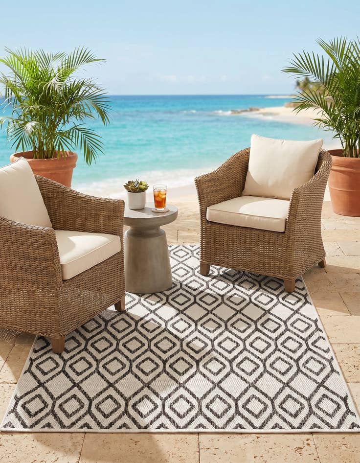 Detail image of 3' x 5' 3 Easy-Clean Jill Zarin Turks and Caicos Indoor / Outdoor Rug