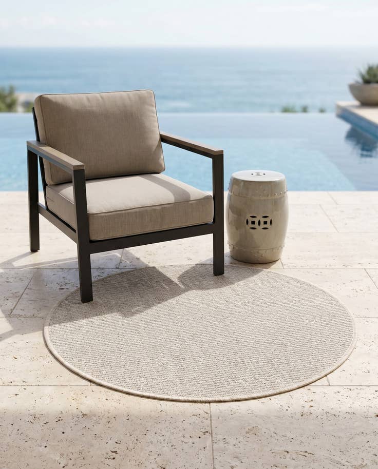 Detail image of 3' x 3' Easy-Clean Solid Indoor / Outdoor Round Rug