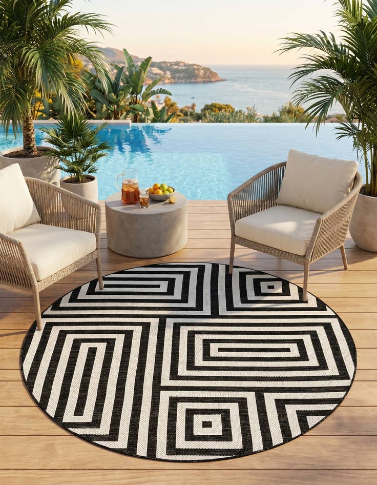 Detail image of 6' x 6' Easy-Clean Modern Indoor / Outdoor Round Rug