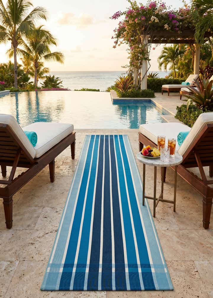 2' 7 x 12' Easy-Clean Striped Indoor / Outdoor Runner Rug