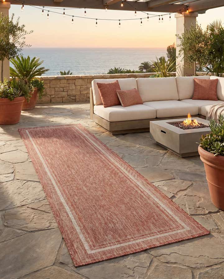 2' 7 x 10' Easy-Clean Border Indoor / Outdoor Runner Rug