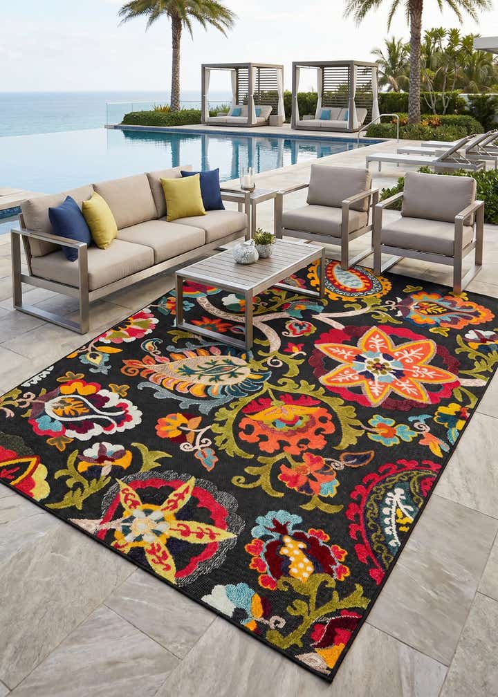 7' 10 x 10' Easy-Clean Casablanca Indoor / Outdoor Rug