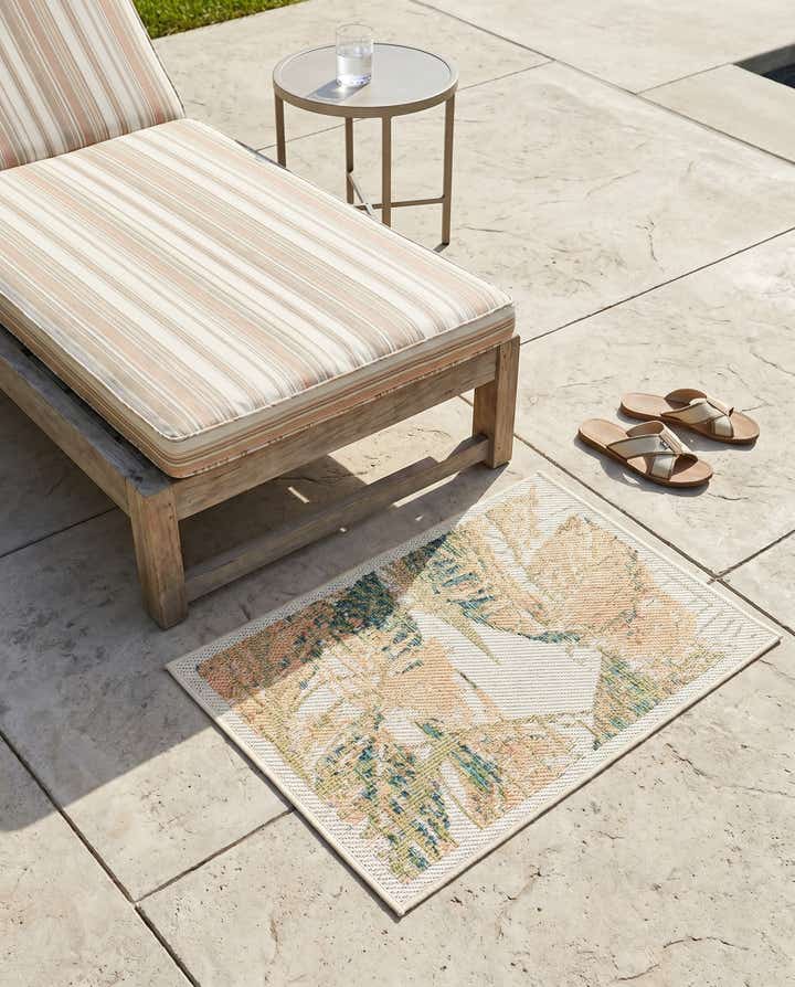 2' x 3' Easy-Clean Baja Indoor / Outdoor Rug
