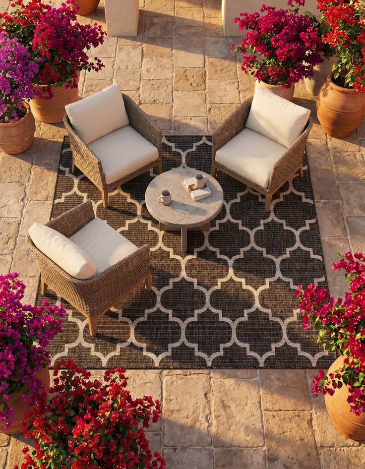 Detail image of 6' x 6' Easy-Clean Trellis Indoor / Outdoor Square Rug