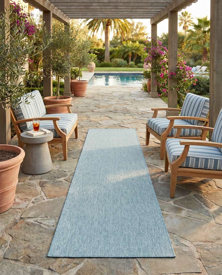 2' 7 x 10' Easy-Clean Solid Indoor / Outdoor Runner Rug
