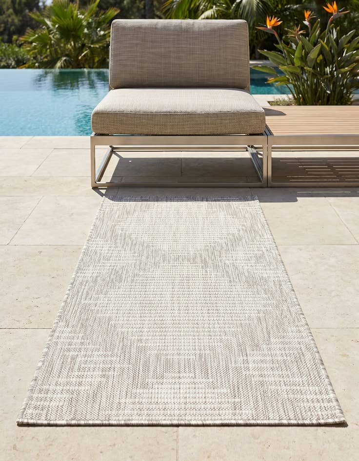 Detail image of 2' x 4' Easy-Clean Modern Indoor / Outdoor Runner Rug
