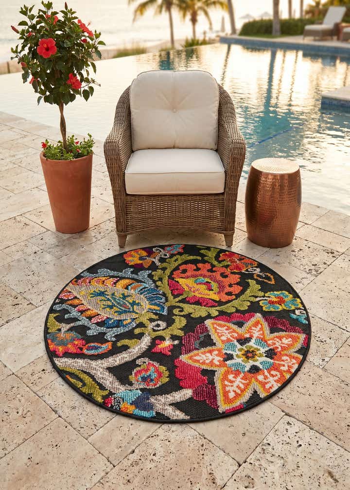 3' x 3' Easy-Clean Casablanca Indoor / Outdoor Round Rug