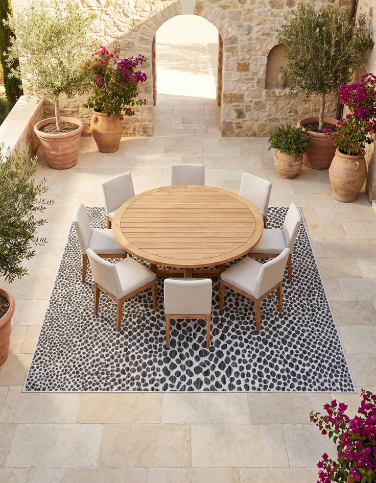 Detail image of 7' 10 x 7' 10 Easy-Clean Jill Zarin Cape Town Indoor / Outdoor Square Rug