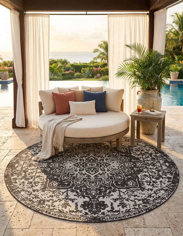 Detail image of 10' 8 x 10' 8 Easy-Clean Jill Zarin Dubai Indoor / Outdoor Round Rug