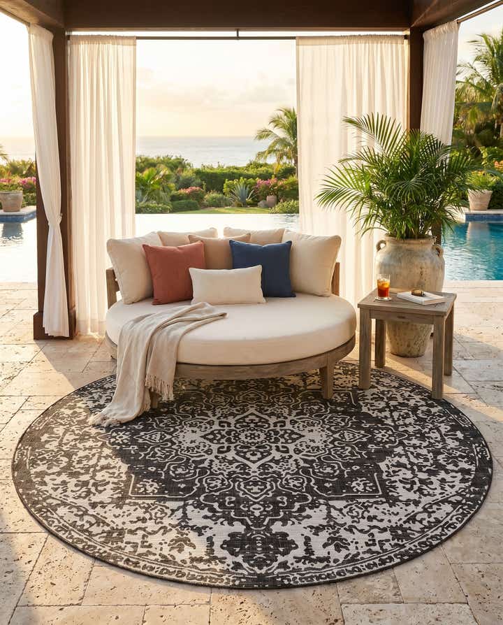 10' 8 x 10' 8 Easy-Clean Jill Zarin Dubai Indoor / Outdoor Round Rug