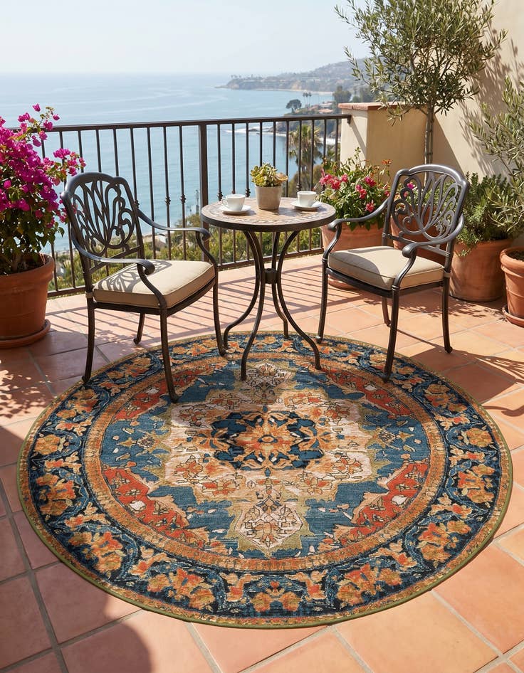 Detail image of 5' x 5' Easy-Clean Traditional Indoor / Outdoor Round Rug